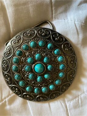 VTG style Turquoise Stone Medallion Accent Buckle - Decorative Blue Accent
